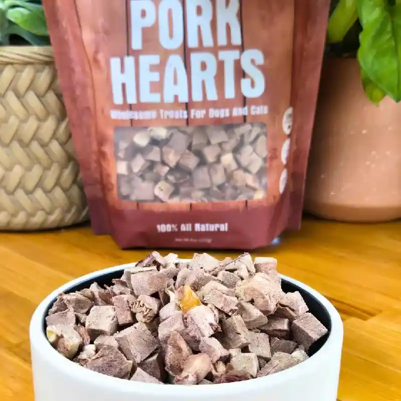 Freeze-Dried Pork Hearts for Dogs and Cats 3oz
